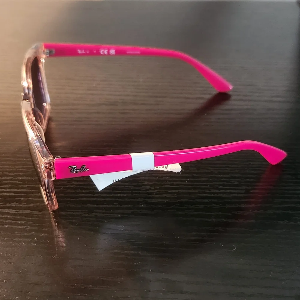 Ray-Ban Kids Sunglasses Pink